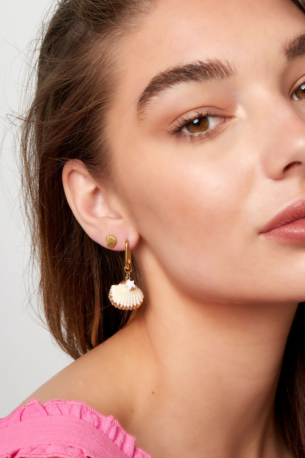 boucles d'oreilles à clous en coquillage