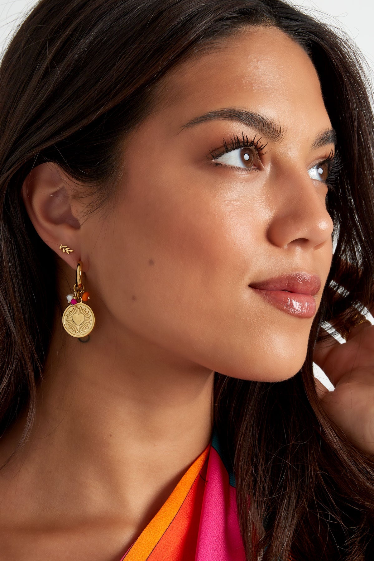 clous d'oreilles feuilles