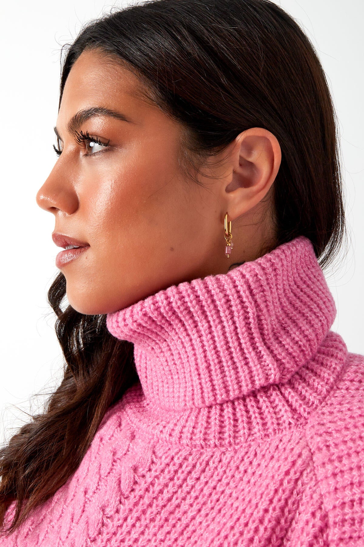 boucle d'oreille avec perles noires