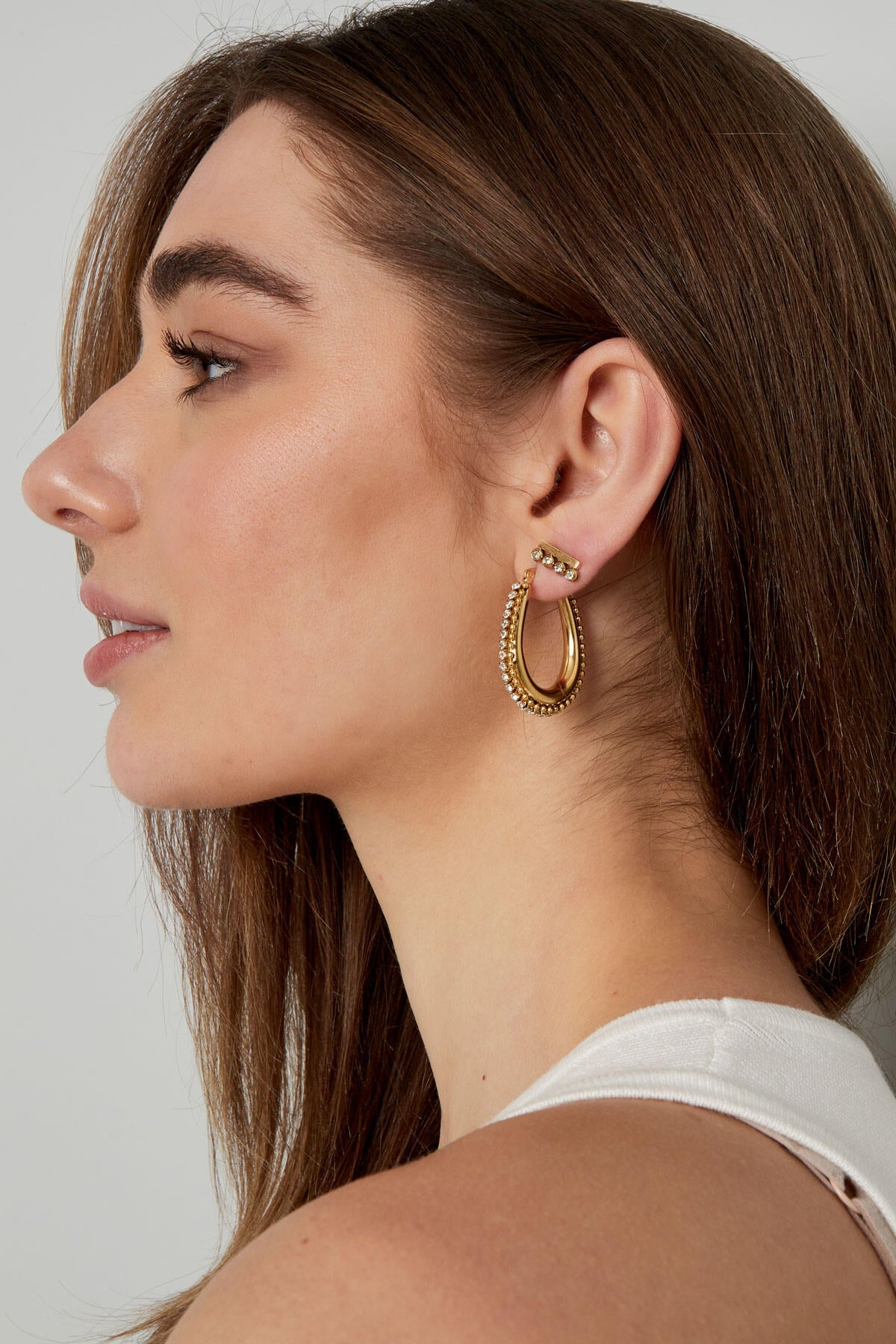 Boucle d'oreille forme goutte avec pierres avec boules - doré
