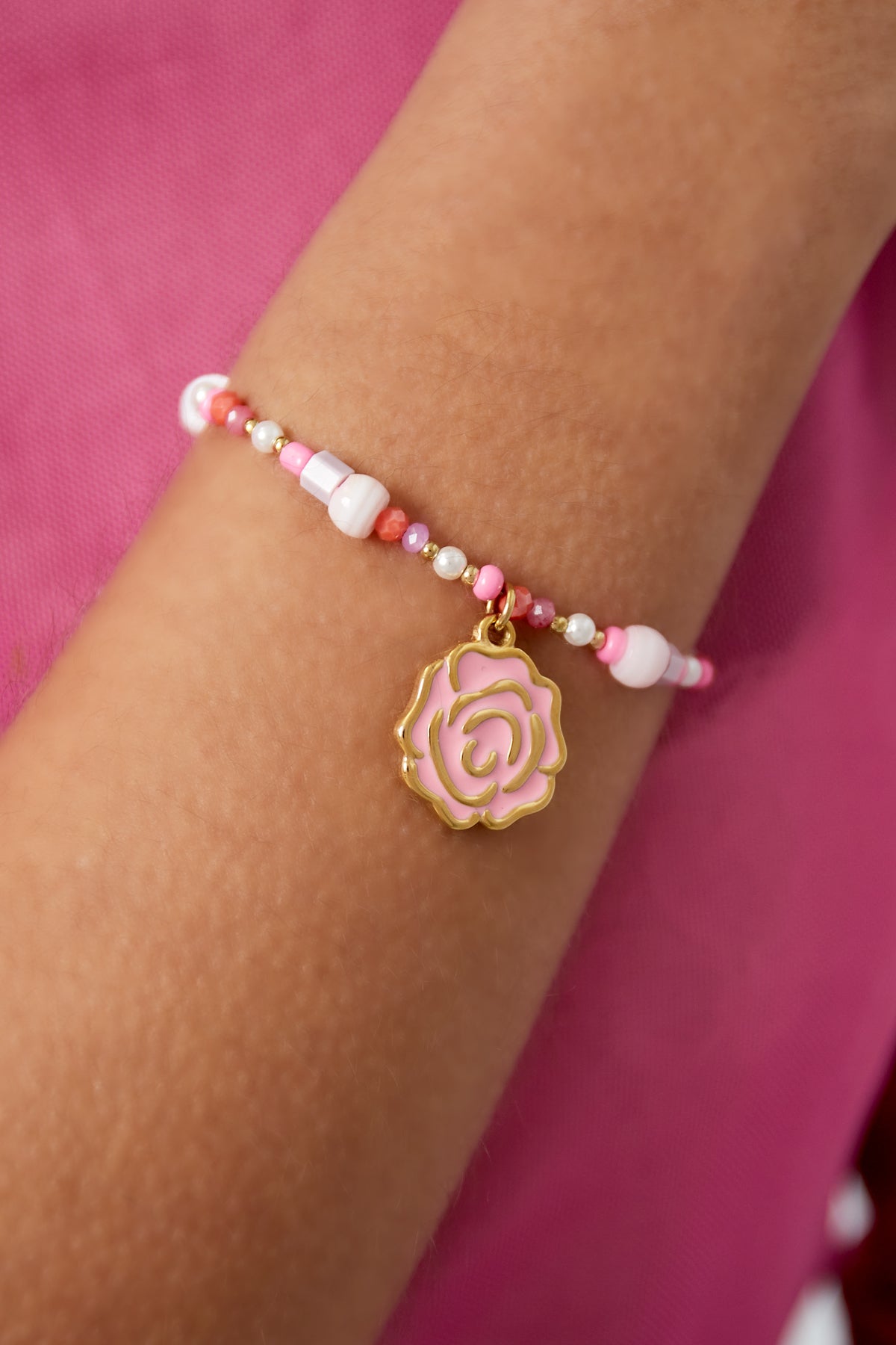 Bracelet perles roses - Couleur rose et or