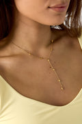 Collier ras du cou orné de pierres