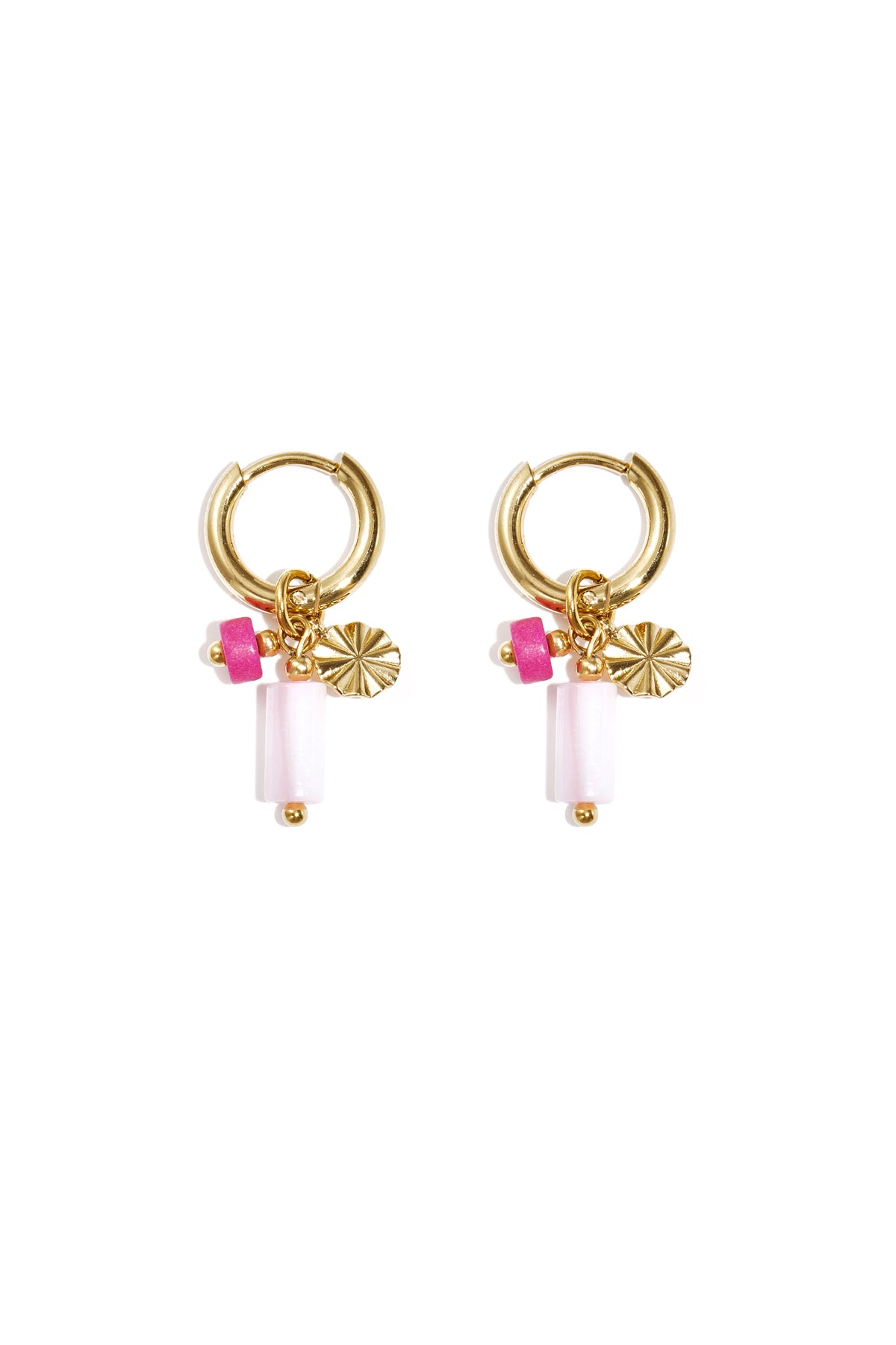 Boucles d'oreilles avec perles et breloque en forme de pièce