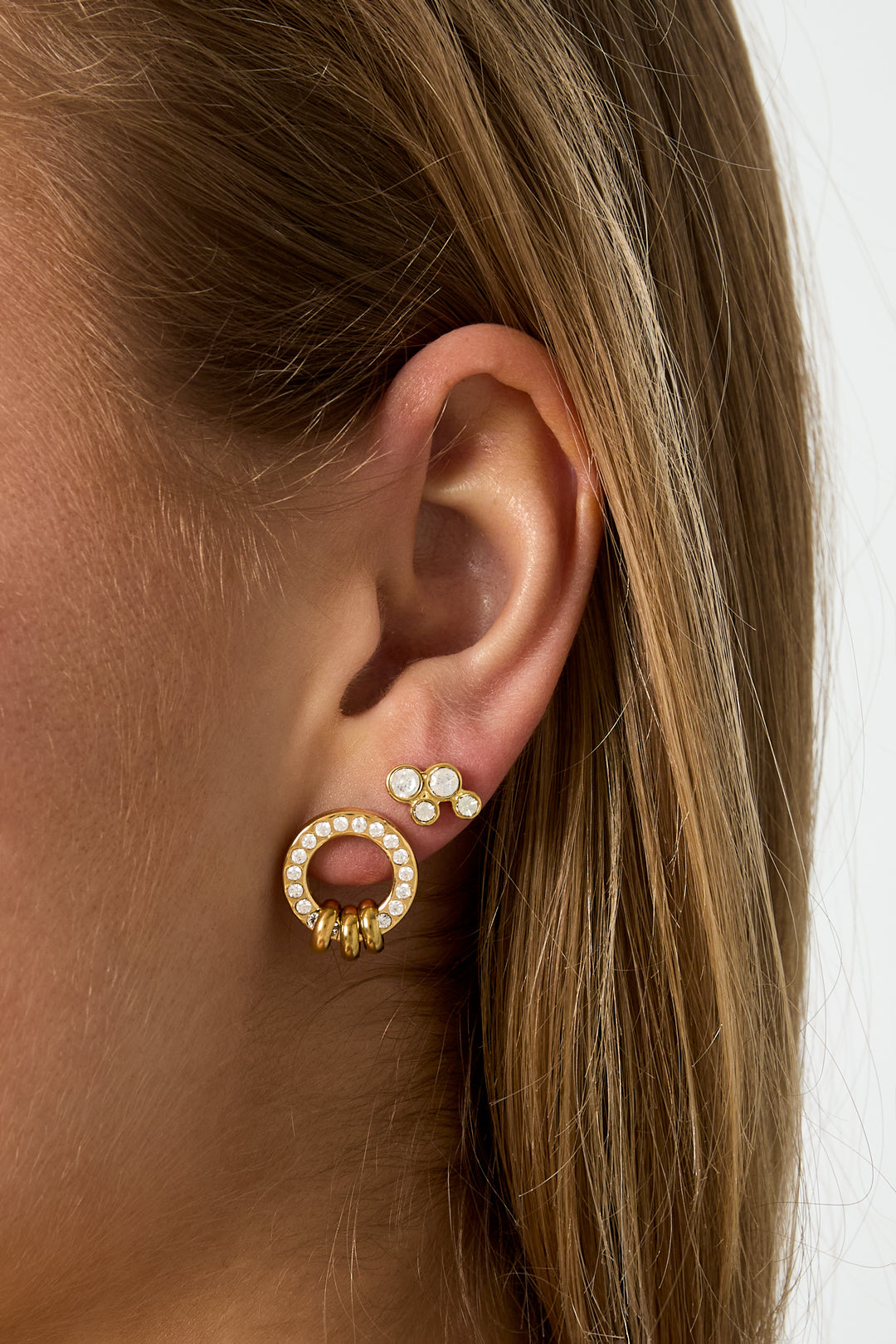 Boucles d'oreilles avec pierres rondes