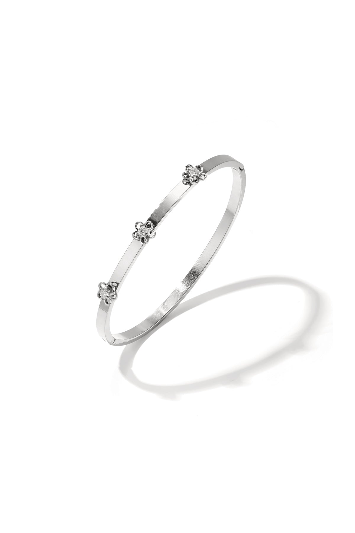 Bracelet orné de motifs floraux et de strass