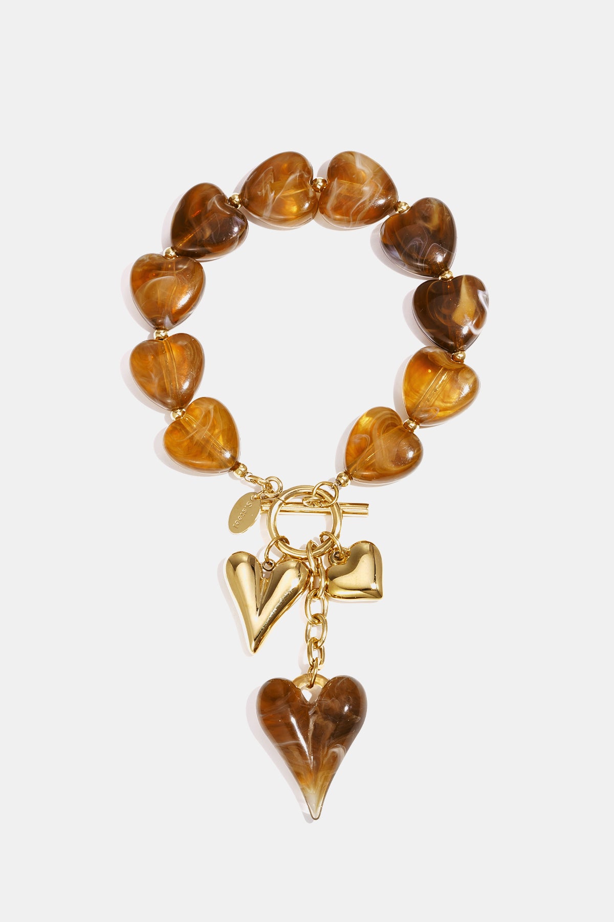 Bracelet de perles avec breloques en forme de cœur pendantes