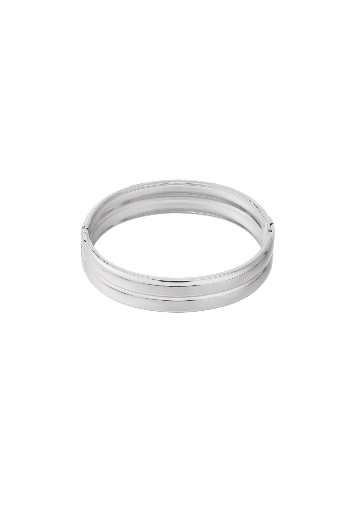 Grand bracelet jonc
