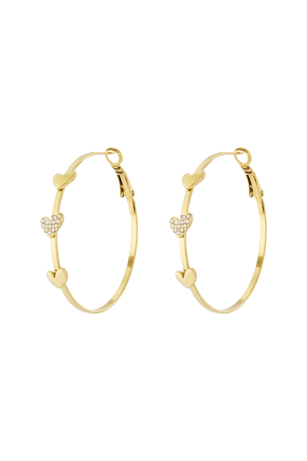 Jolies boucles d'oreilles créoles avec 3 coeurs