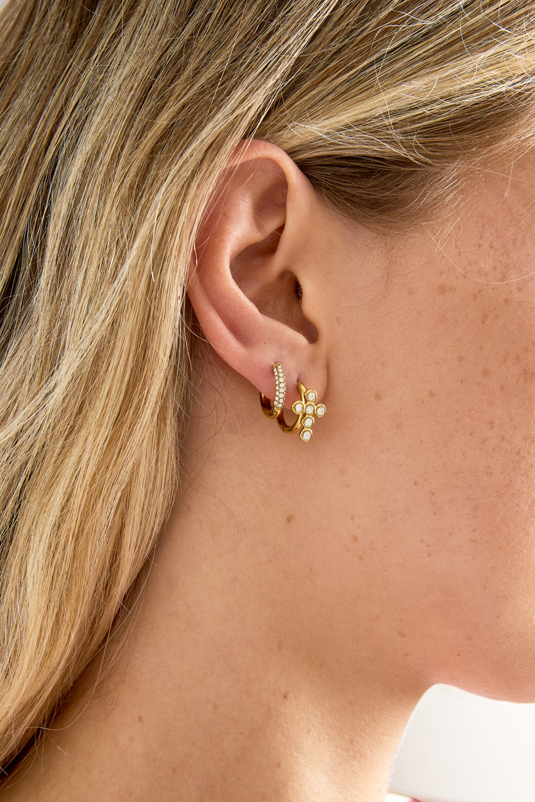 Boucles d'oreilles créoles en acier inoxydable plaqué or 14 carats, motif croix, collection Daily Simple, bijoux pour femmes