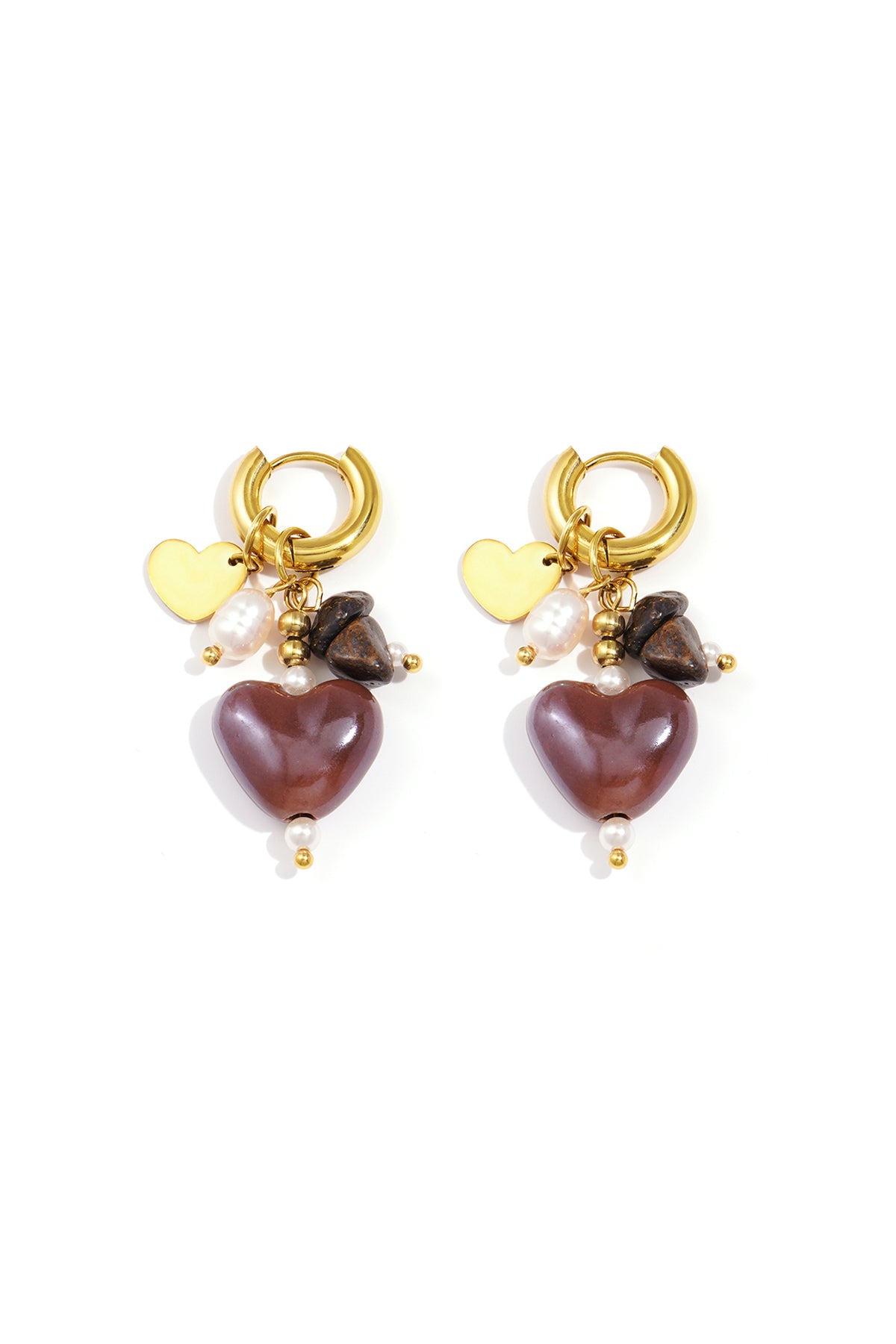 Boucles d'oreilles avec perles et breloques en forme de cœur