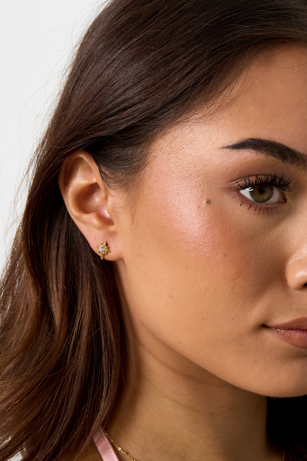 Boucles d'oreilles étoile filante avec détails en pierre