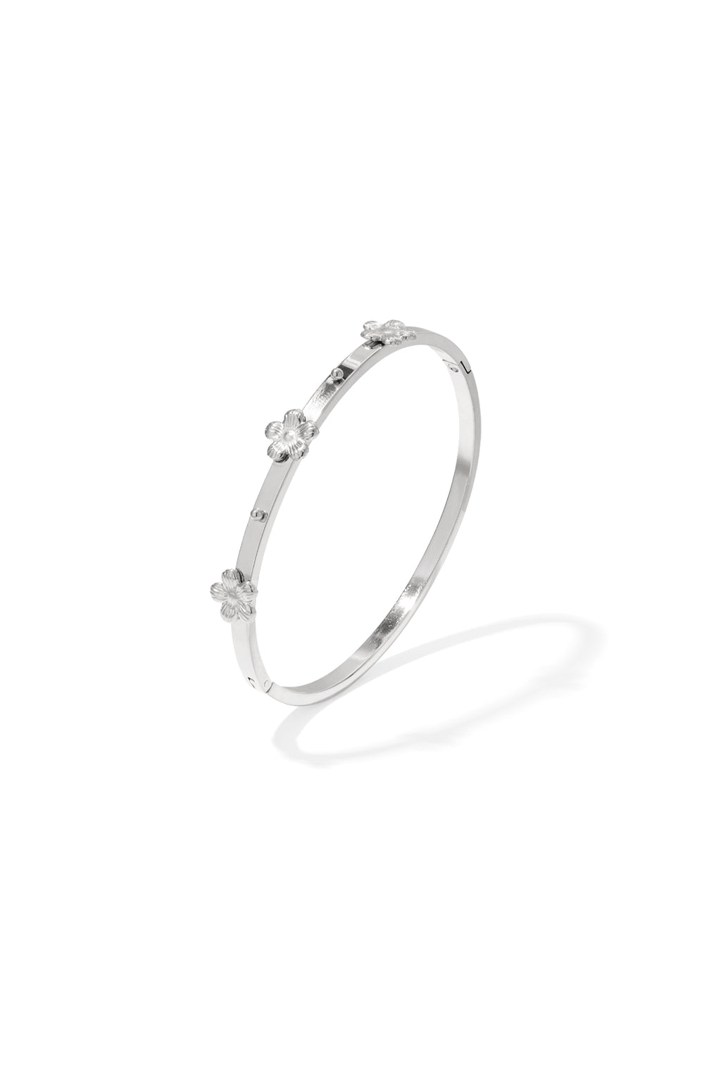 Bracelet orné de motifs floraux