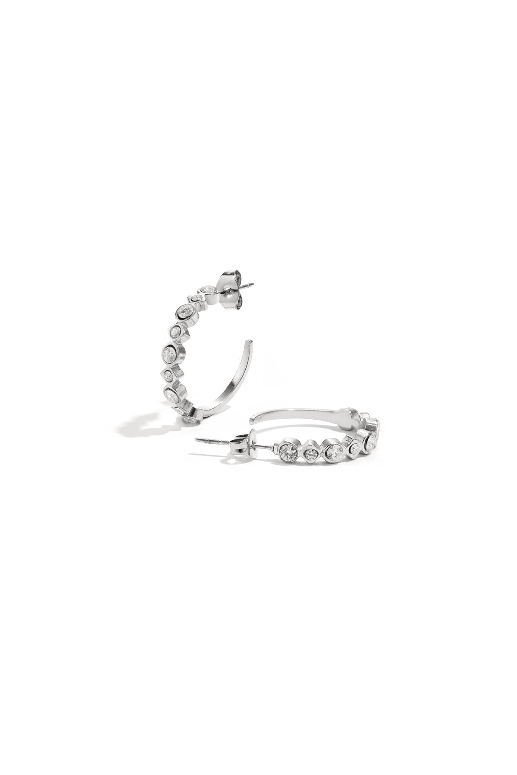 Boucles d'oreilles avec pierres alternées