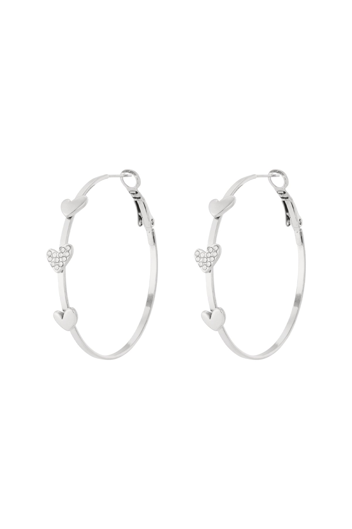 Jolies boucles d'oreilles créoles avec 3 coeurs