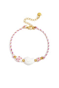 Bracelet en corde orné de perles à motifs de coquillages et de fleurs